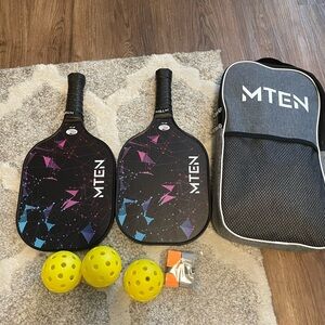 Pickleball Paddle set with bag- fiberglass surface